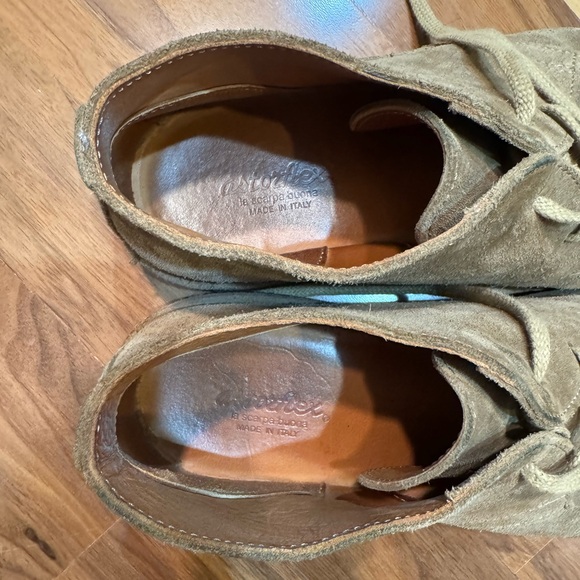 Huckberry Astorflex Brownflex Chukka Boot
 in Stone Suede - Picture 9 of 15